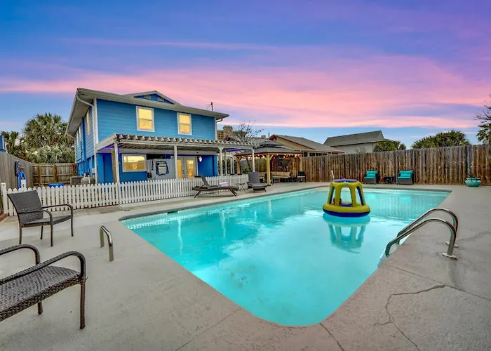 Private Pool Pet Friendly
